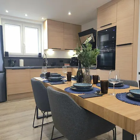 Familial- T3 Luxe- Borne Ve- Recharging Station - 5min De La Gare- * Colmar